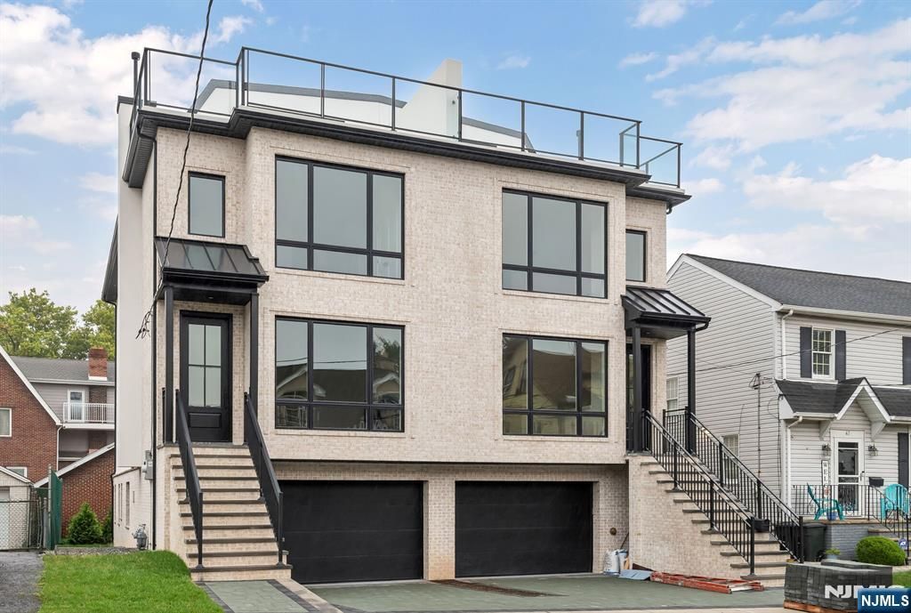 55 Washington Avenue, Cliffside Park, NJ 07010
