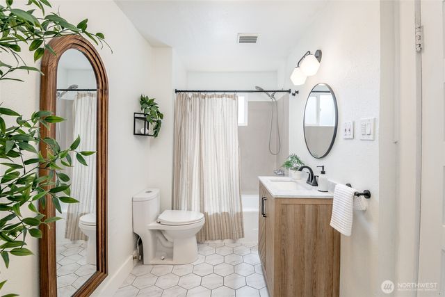 5019 S J Street, Tacoma, WA 98408