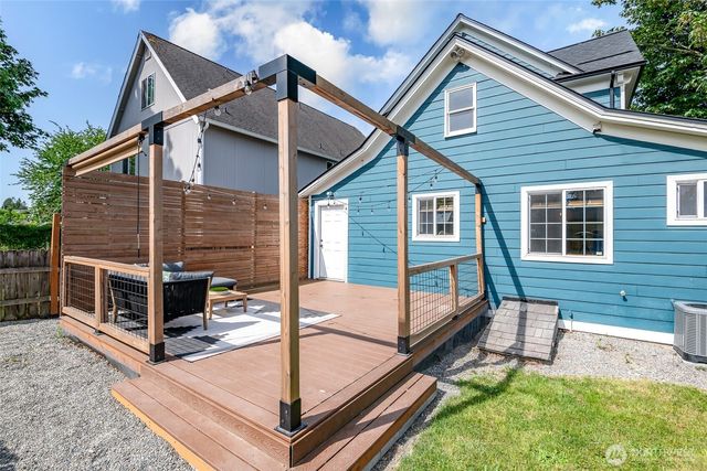 5019 S J Street, Tacoma, WA 98408