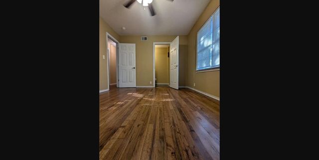 912 Red Bud Drive, Azle, TX 76020