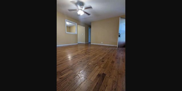 912 Red Bud Drive, Azle, TX 76020