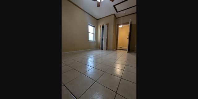 912 Red Bud Drive, Azle, TX 76020