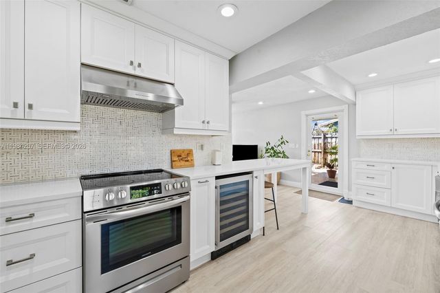 1431 NE 32nd Pl, Pompano Beach, FL 33064