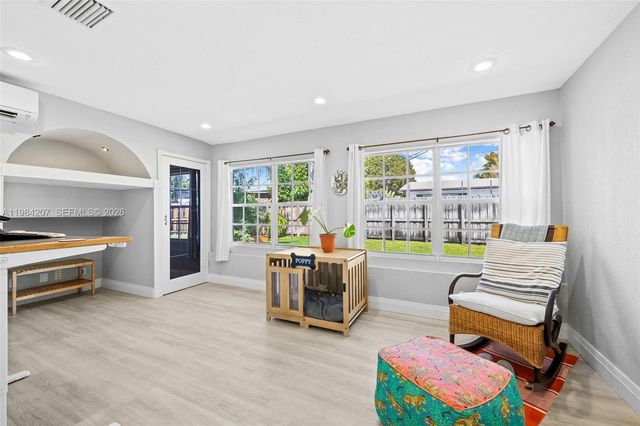 1431 NE 32nd Pl, Pompano Beach, FL 33064