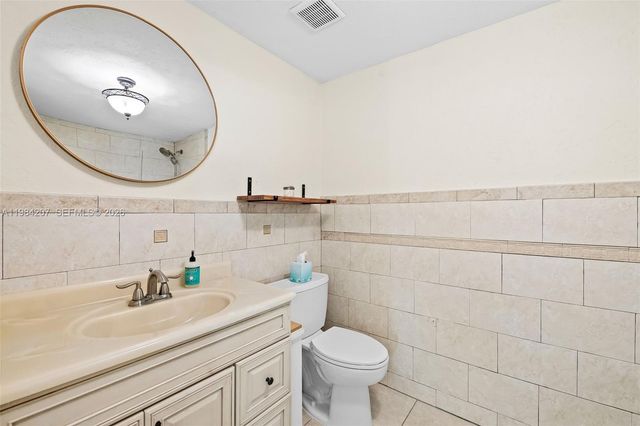 1431 NE 32nd Pl, Pompano Beach, FL 33064