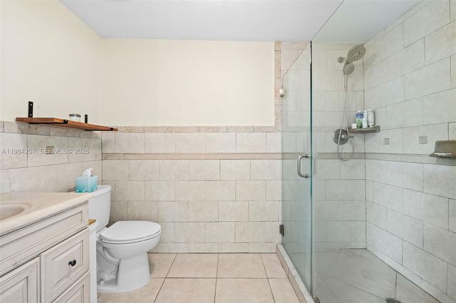 1431 NE 32nd Pl, Pompano Beach, FL 33064