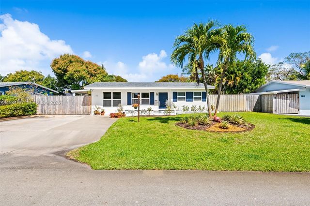 1431 NE 32nd Pl, Pompano Beach, FL 33064