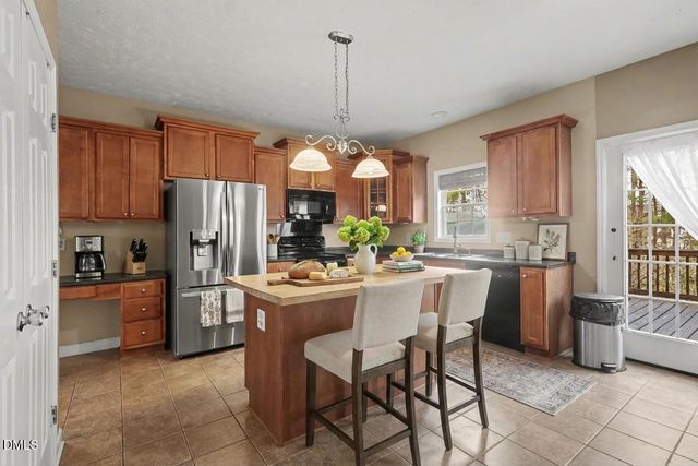 615 Lenoir Drive, Spring Lake, NC 28390