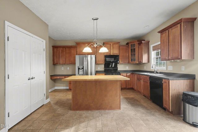 615 Lenoir Drive, Spring Lake, NC 28390