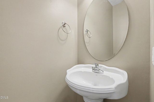 615 Lenoir Drive, Spring Lake, NC 28390