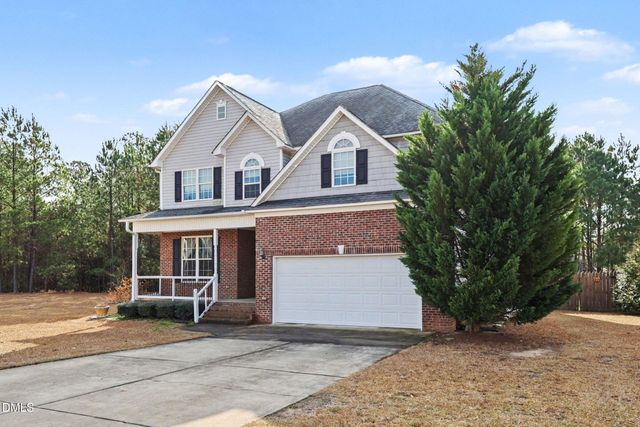 615 Lenoir Drive, Spring Lake, NC 28390