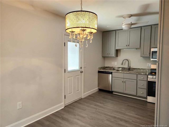 1207 Hillsboro Street, Fayetteville, NC 28301