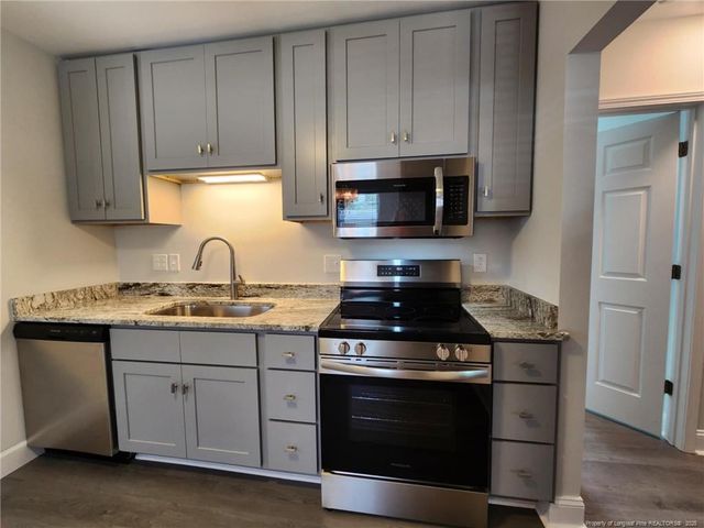 1207 Hillsboro Street, Fayetteville, NC 28301