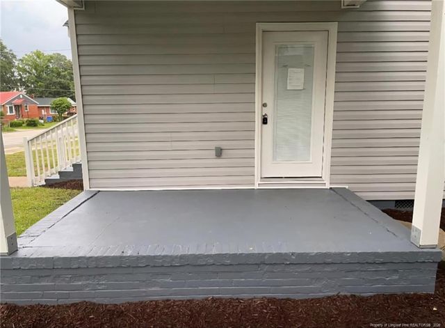 1207 Hillsboro Street, Fayetteville, NC 28301