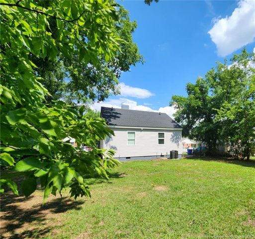 1207 Hillsboro Street, Fayetteville, NC 28301