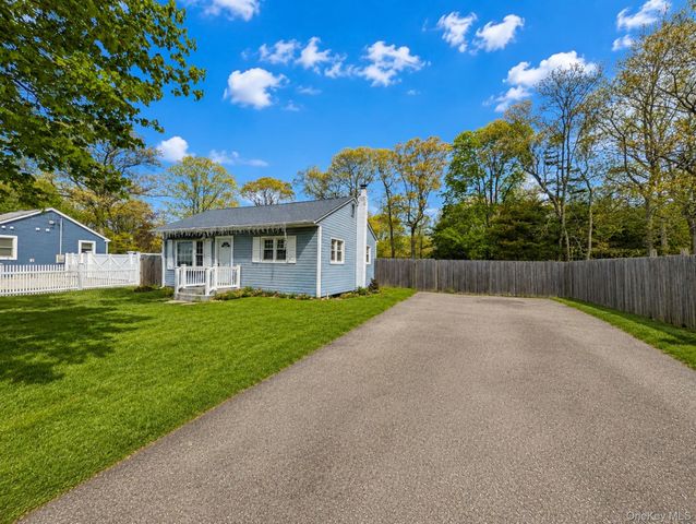 137 Baybright Drive E, Shirley, NY 11967