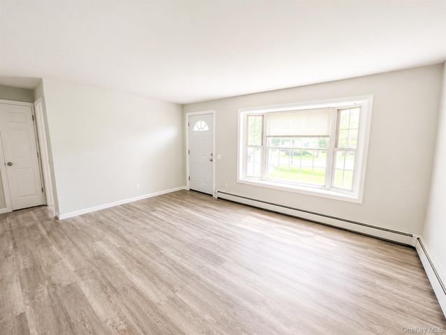 137 Baybright Drive E, Shirley, NY 11967