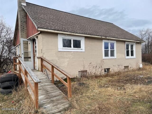 205 Lockrow Road, Brunswick, NY 12180