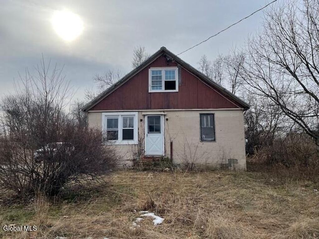 205 Lockrow Road, Brunswick, NY 12180