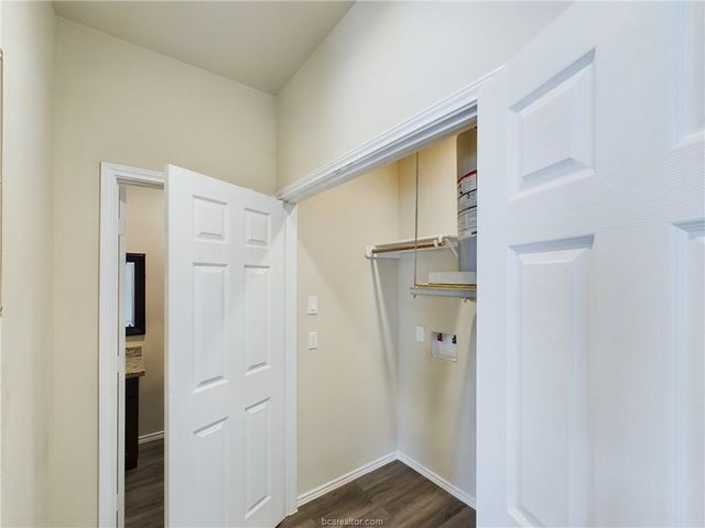 2910 Town Square Avenue 2107, Bryan, TX 77802