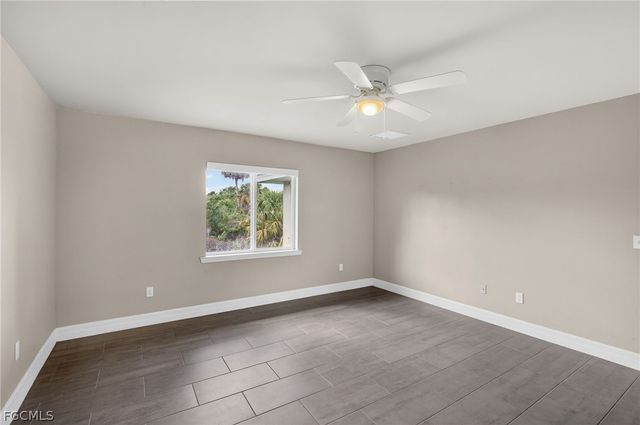 6023 Thrush AVE, Fort Myers, FL 33905