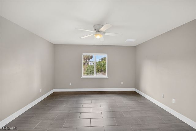 6023 Thrush AVE, Fort Myers, FL 33905