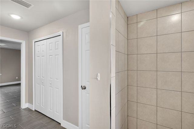 6023 Thrush AVE, Fort Myers, FL 33905