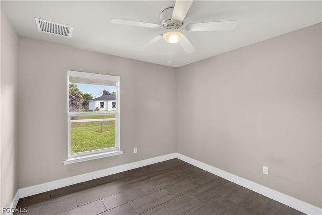 6023 Thrush AVE, Fort Myers, FL 33905