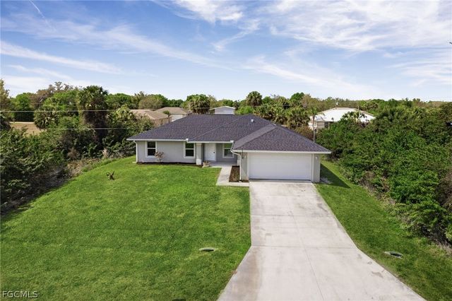 6023 Thrush AVE, Fort Myers, FL 33905