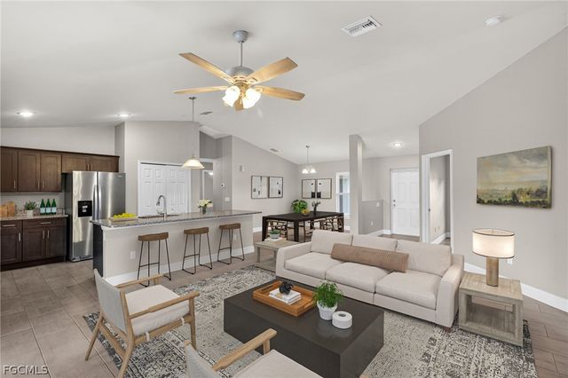 6023 Thrush AVE, Fort Myers, FL 33905