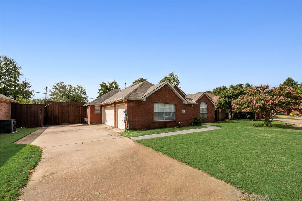 1408 Montecristo Court, Denton, TX 76210