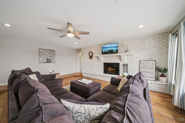 12440 N 97th East Avenue, Collinsville, OK 74021