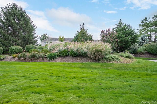 991 Madeira Boulevard, Melville, NY 11747