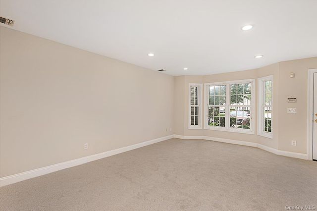 991 Madeira Boulevard, Melville, NY 11747