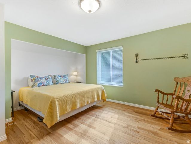 2228 E RENEGADE RD, Sandy, UT 84093
