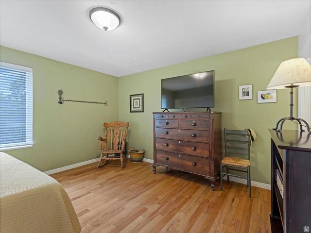 2228 E RENEGADE RD, Sandy, UT 84093