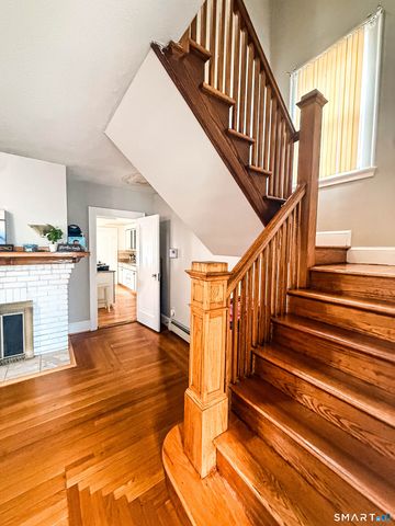38 Grandview Avenue, Hamden, CT 06514