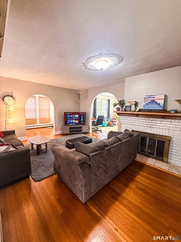 38 Grandview Avenue, Hamden, CT 06514
