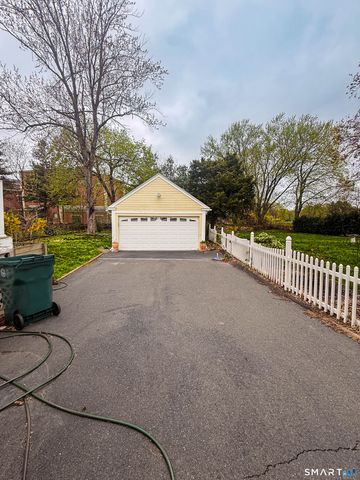 38 Grandview Avenue, Hamden, CT 06514