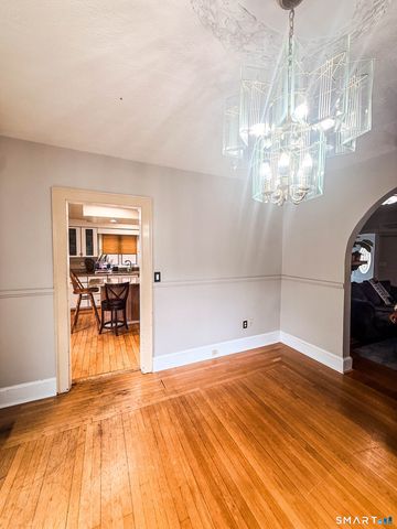 38 Grandview Avenue, Hamden, CT 06514