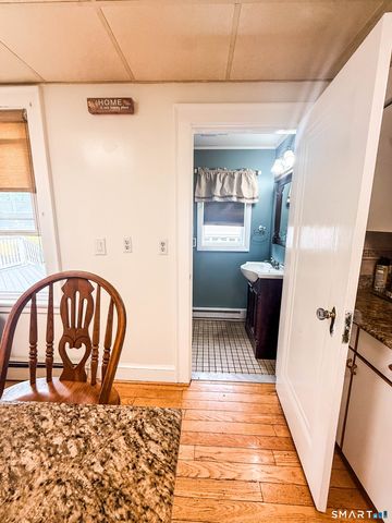 38 Grandview Avenue, Hamden, CT 06514