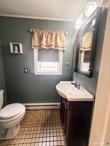 38 Grandview Avenue, Hamden, CT 06514
