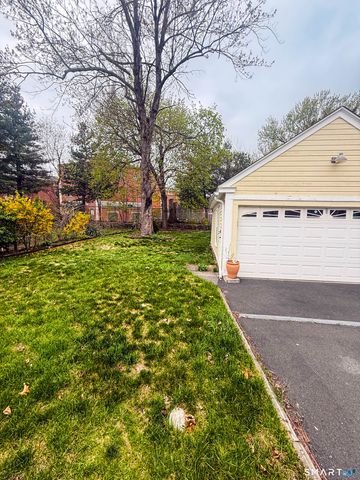 38 Grandview Avenue, Hamden, CT 06514