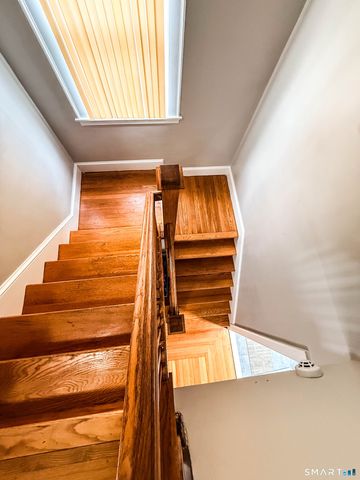 38 Grandview Avenue, Hamden, CT 06514