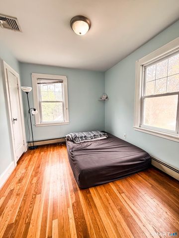 38 Grandview Avenue, Hamden, CT 06514