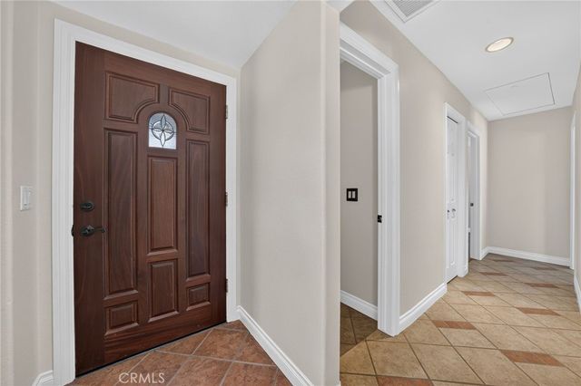 5051 Sisson Drive, Huntington Beach, CA 92649