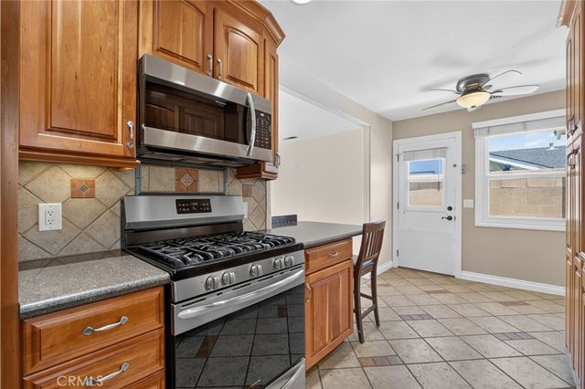 5051 Sisson Drive, Huntington Beach, CA 92649