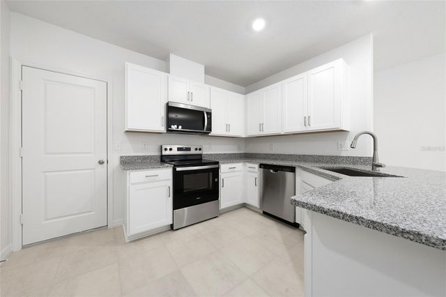 2810 RAINDROP RUN STREET, Clermont, FL 34714