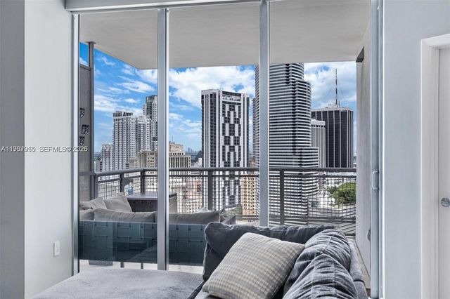 350 S Miami Ave 2505, Miami, FL 33130