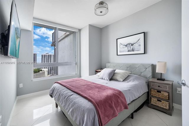 350 S Miami Ave 2505, Miami, FL 33130